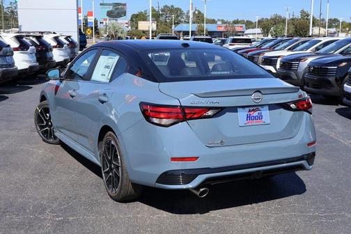 2025 Nissan Sentra SR