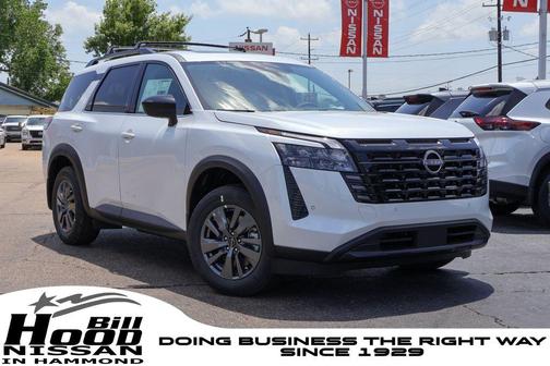 Everest White P 2026 Nissan Pathfinder SV