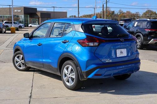 2025 Nissan Kicks Play S