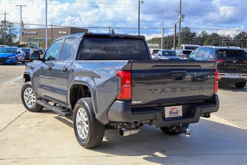 2025 Toyota Tacoma SR