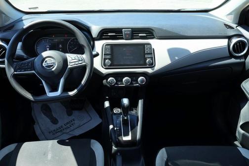 2021 Nissan Versa 1.6 SV