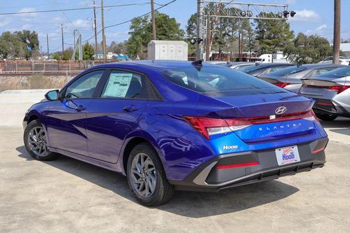 2026 Hyundai ELANTRA HEV Blue