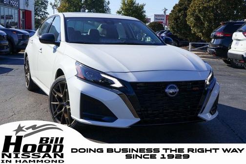 2025 Nissan Altima SR