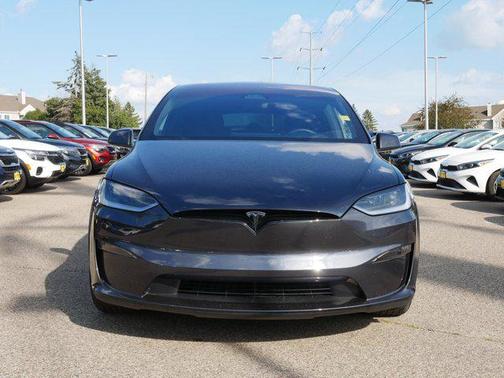 2024 Tesla Model X Long Range