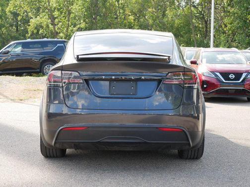 2024 Tesla Model X Long Range