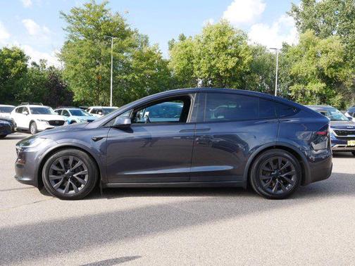 2024 Tesla Model X Long Range
