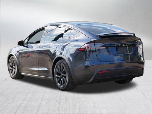 2024 Tesla Model X Long Range