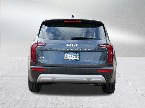 2022 Kia Telluride LX