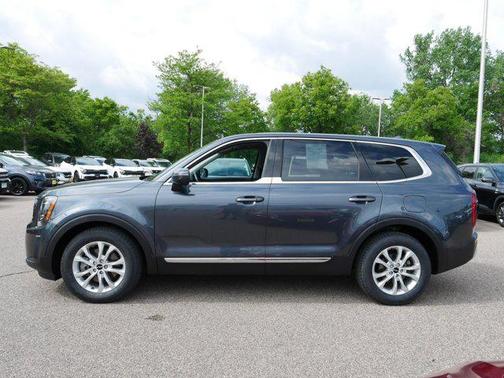 2022 Kia Telluride LX