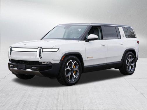 2023 Rivian R1S Adventure