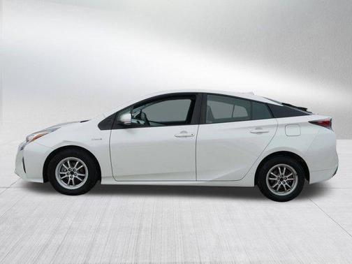 2016 Toyota Prius Two