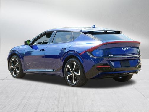 Yacht Blue 2024 Kia EV6 GT-Line