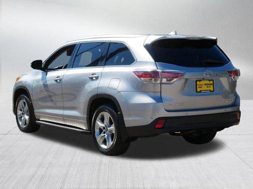 Silver Sky Metallic 2016 Toyota Highlander Limited Platinum