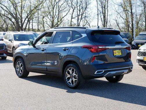 2023 Kia Seltos EX