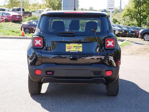 2018 Jeep Renegade Trailhawk