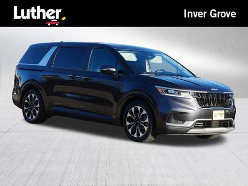 2024 Kia Carnival EX