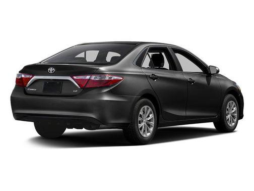 Midnight Black Metallic 2016 Toyota Camry XLE