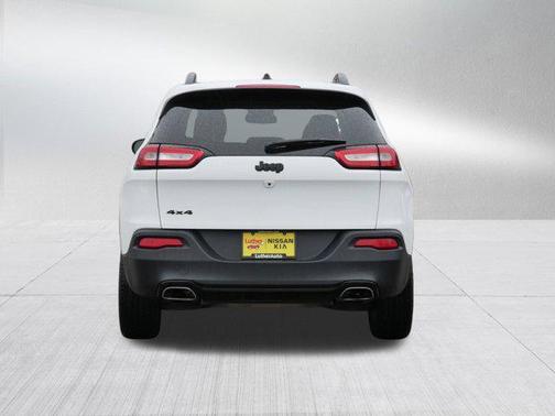 2016 Jeep Cherokee Altitude