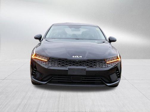 2022 Kia K5 EX