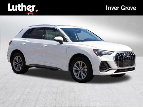 2022 Audi Q3 45 S line Premium