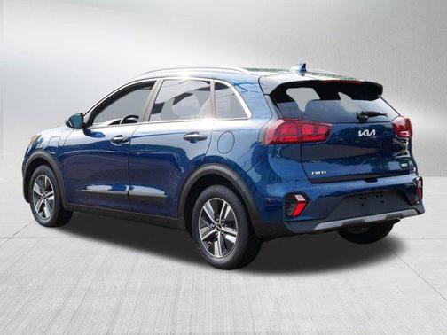 2022 Kia Niro LXS