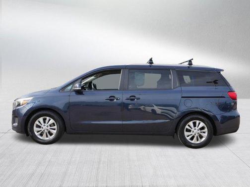 2015 Kia Sedona LX