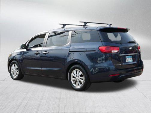 2015 Kia Sedona LX
