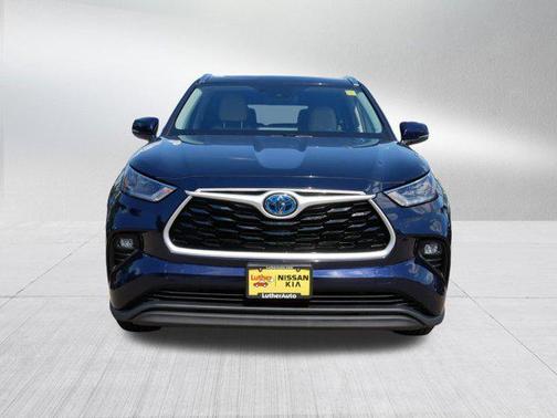 2020 Toyota Highlander Hybrid XLE