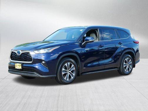 2020 Toyota Highlander Hybrid XLE