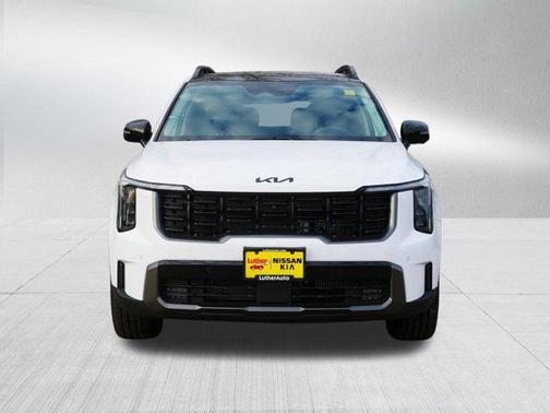 Glacial White Pearl 2025 Kia Sorento SX