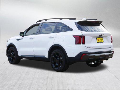 Glacial White Pearl 2025 Kia Sorento SX
