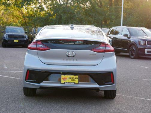2019 Hyundai IONIQ Plug-In Hybrid Limited