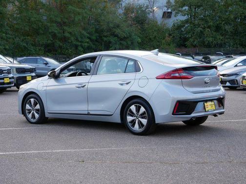 2019 Hyundai IONIQ Plug-In Hybrid Limited