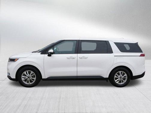 2022 Kia Carnival LXS