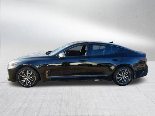 2022 Kia Stinger GT-Line