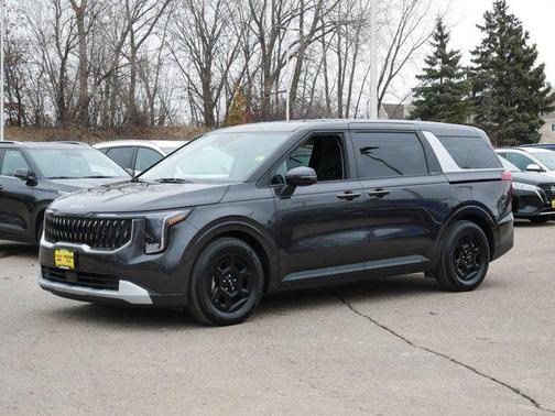 2025 Kia Carnival LXS