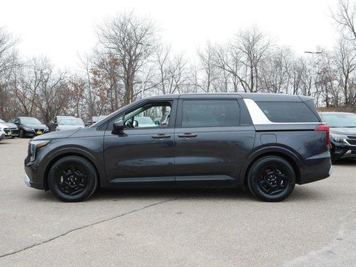 2025 Kia Carnival LXS