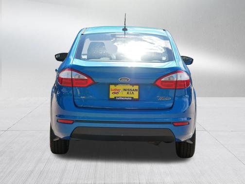 Blue Candy Metallic Tinted Clearcoat 2014 Ford Fiesta SE