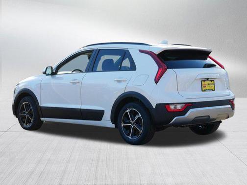 2024 Kia Niro LX