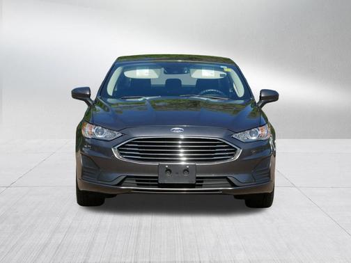 Magnetic Metallic 2019 Ford Fusion SE