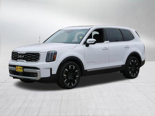 Glacial White Pearl 2023 Kia Telluride SX