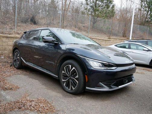 2022 Kia EV6 Wind