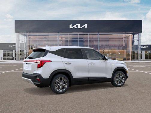 2025 Kia Seltos LX