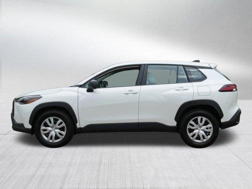 Wind Chill Pearl 2026 Toyota Corolla Cross L