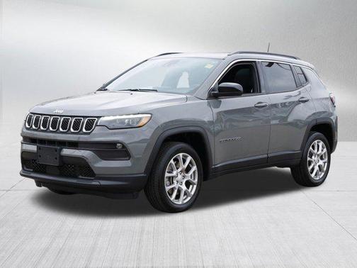 2023 Jeep Compass Latitude Lux
