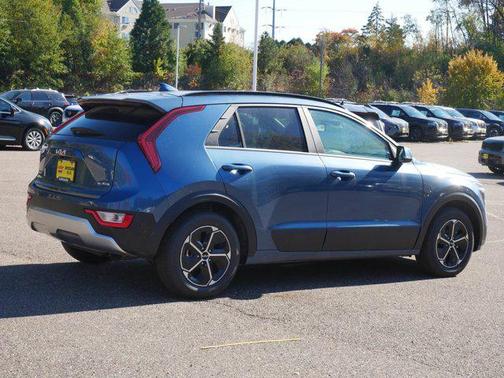 2025 Kia Niro EX