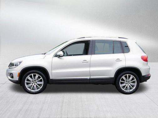 2012 Volkswagen Tiguan SE