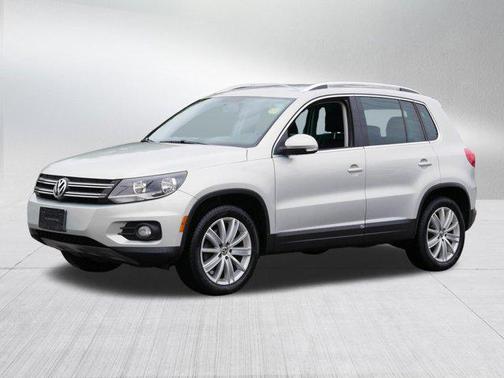 2012 Volkswagen Tiguan SE