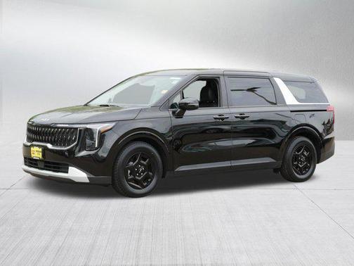 Aurora Black Pearl 2025 Kia Carnival LXS