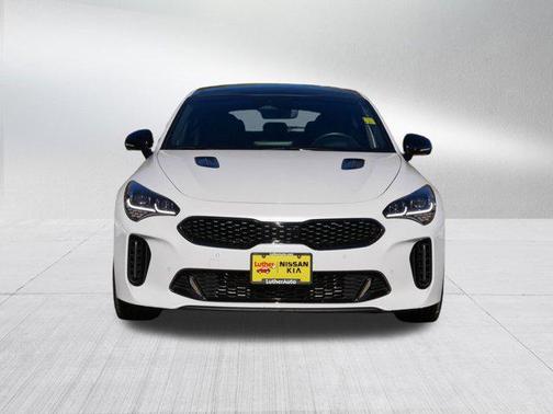 2022 Kia Stinger GT2